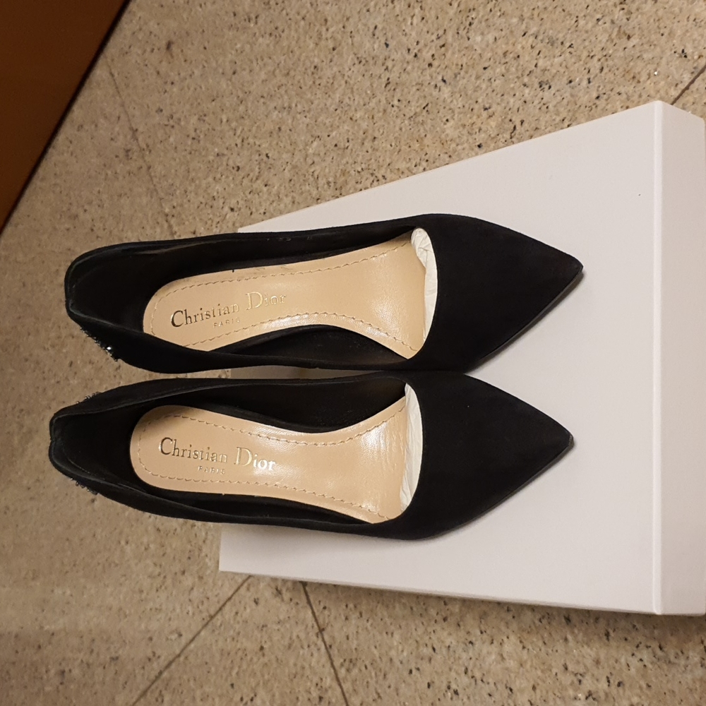 Heels - Picture 4 of 8